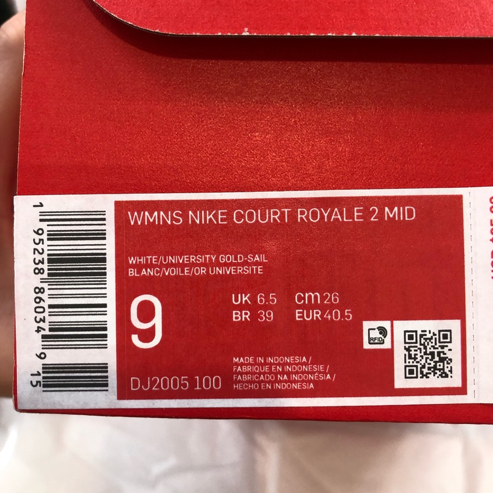 Nike Court Royale 2 Mid High-Tops - Picture 7 of 9
